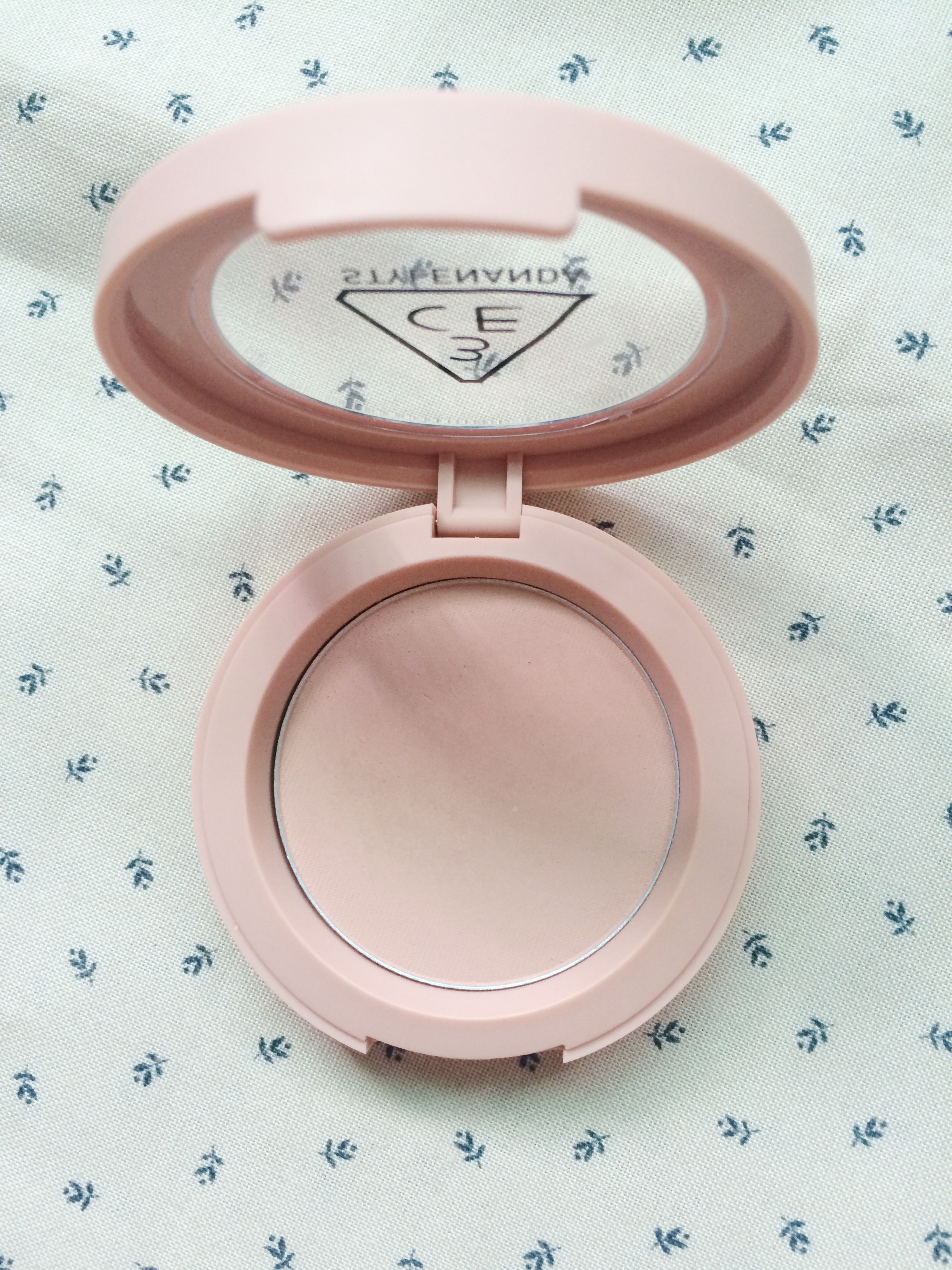 347dc89ca374ade18659091e3b4a2d61_1523855