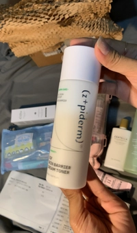 9C059CF3-E78F-407E-9B3F-38D18DA980A77e72