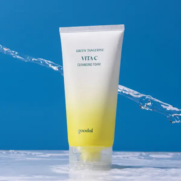 Green Tangerine Vita C Cleansing Foam 150ml