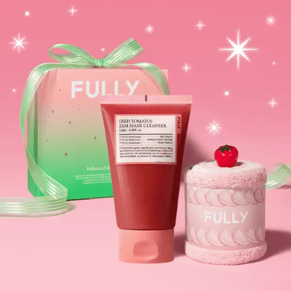 Red Tomato Clay Pack Cleanser 120ml + Towel Gift Set