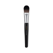 [Studio17] Кисть для нанесения тонального средства Foundation Brush 823 1шт.