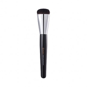 [Studio17] Кисть для нанесения тональной основы Glide Foundation Brush 411
