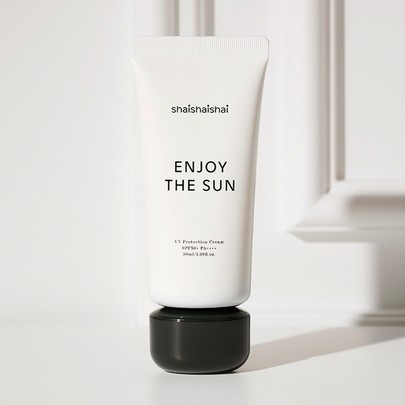[shaishaishai] Солнцезащитный крем Enjoy The Sun UV Protection Cream 50+++ 50мл