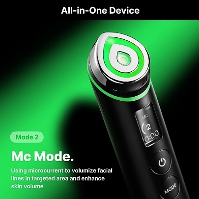 [MEDICUBE] Гаджет для домашнего ухода за кожей 6-в-1 в синем цвете AGE-R Booster Pro 1шт.