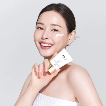 [AHC] Солнцезащитный крем Masters Mela Protect Waterful 40ml