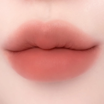 [fwee] Бальзам для губ Blurry Smoothie (2 цвета)