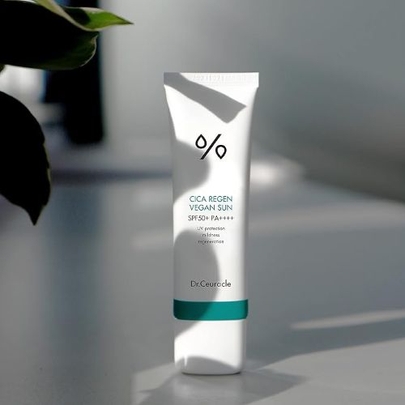 [Dr.Ceuracle] Веганский солнцезащитный крем с центеллой Cica Regen Vegan Sun 50мл